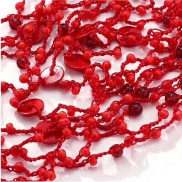 New! Zara Red Crochet Button Statement Necklace NWOT - Picture 3 of 4
